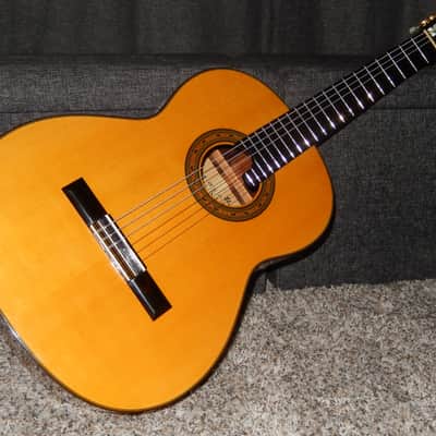 HIDEO IDA CUSTOM 1987 - WORLD CLASS CLASSICAL CONCERT GUITAR - SPRUCE/BRAZILIAN ROSEWOOD image 2