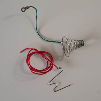 Casio CZ-101 Parts - Original Battery Contacts