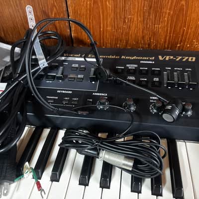 Roland VP-770 Vocal & Ensemble Keyboard w/ box Hands-free Microphone image 12