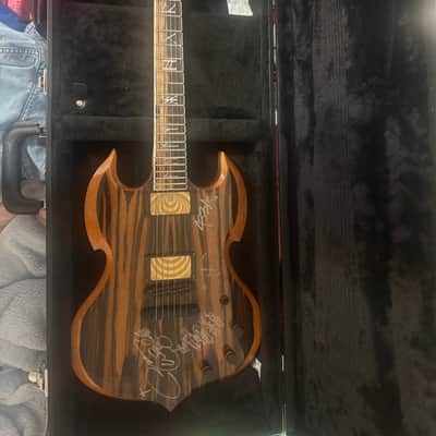 Wylde Audio Barbarian Pale Moon Ebony signed by Zakk Wylde and Black Label Society 2025 - Clear Gloss image 2