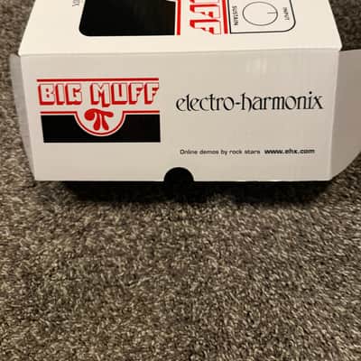 Electro-Harmonix Big Muff Pi | Practically New image 6