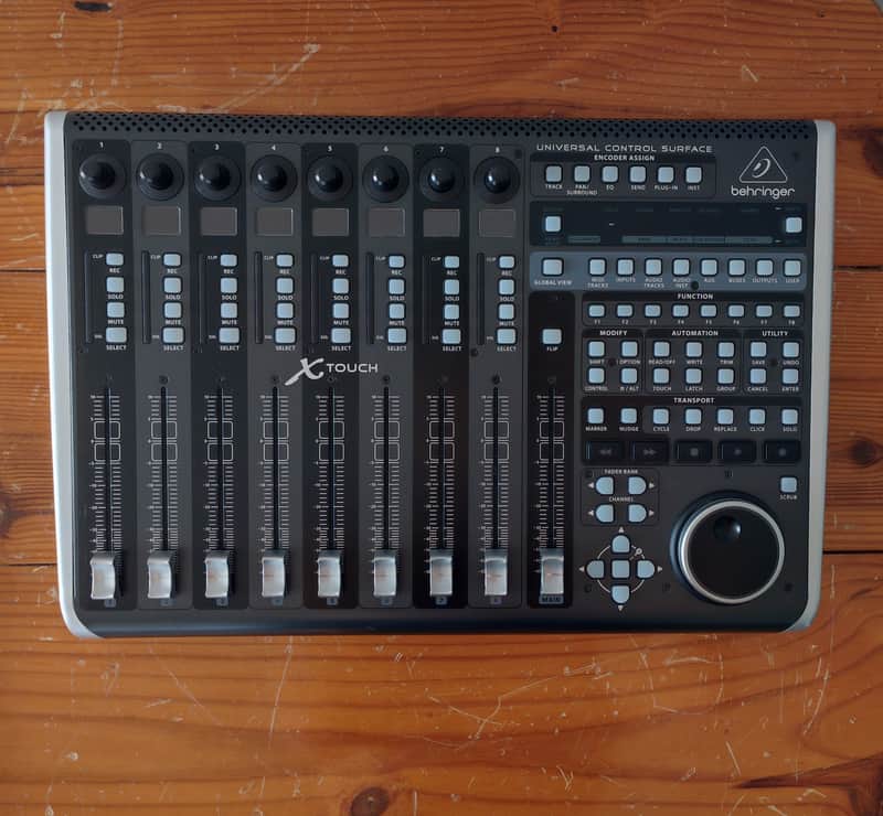 Behringer X-TOUCH Universal DAW Control Surface