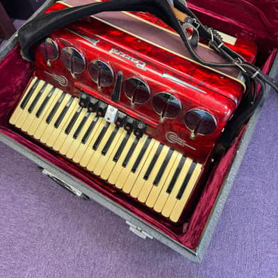 Parrot Polifonico 120 Bass 41 Treble Accordion inc Case - Pearl Red image 2