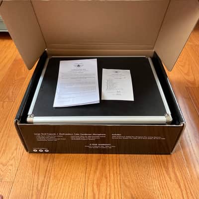 Vanguard Audio Labs V13 Large Diaphragm Multipattern Tube Condenser Microphone 2010s - Maroon image 10