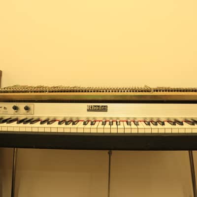 Fender *VINTAGE* Rhodes Mark I Stage 73-Key Electric Piano Black Rounded Top image 5