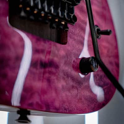 Jackson X Series SLATXSDQ 3-7 Soloist Transparent Purple image 3