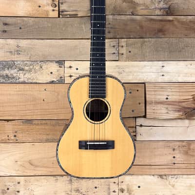 Pono RGSH5(S)PCSPO Spruce and Rosewood Tenor Ukulele image 4