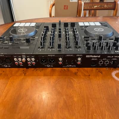 Roland DJ707M 4-Channel DJ Controller image 3
