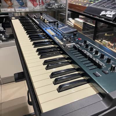 Hammond SK Pro 61-Key Stage Keyboard 2021 - Present - British Green image 2