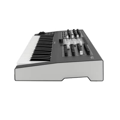 Waldorf Iridium Keyboard 49-Key Digital Synthesizer with Polyphonic Aftertouch and MPE Support image 4