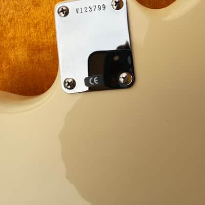 1999 Fender AVRI Jazzmaster Olympic White image 9