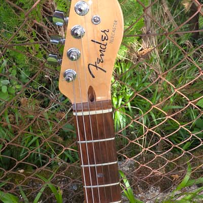 Fender American Deluxe Telecaster with Rosewood Fretboard 2004 - 2010 - Montego Black image 4
