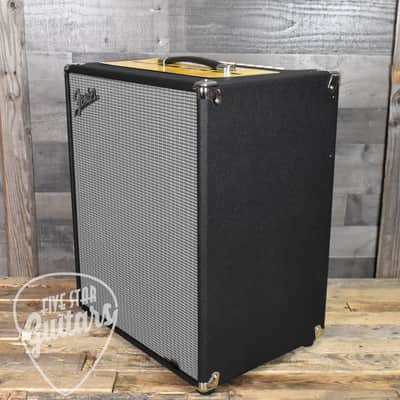 Mint Fender Rumble 200 (V3) image 2