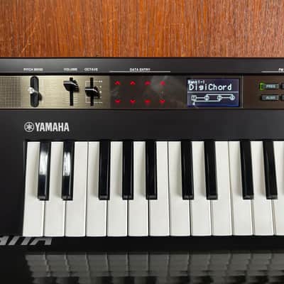 Yamaha Reface DX FM Synthesizer w/ box image 2