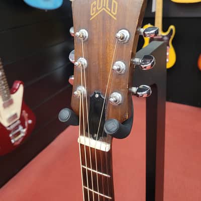 Guild D-25 1974 - 1986 - Mahogany Brown image 2