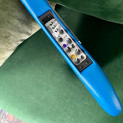 Electrophonic Model one Guitarmadillo - Blue image 16