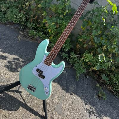Custom Mark Hoppus Bass Body Allan Corona – Surf Green, Ash, Loaded with Seymour Duncan Pickups image 4