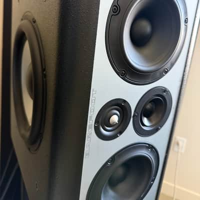 Barefoot Sound MicroMain26 4-Way Active Studio Monitor - Pair image 9