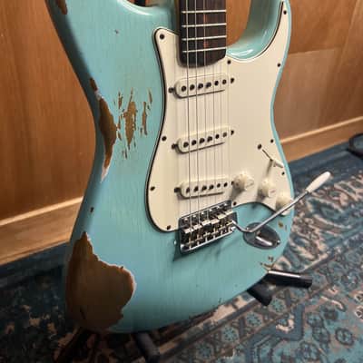 FENDER CUSTOM SHOP 1964 STRATOCASTER HEAVY RELIC – DAPHNE BLUE image 3