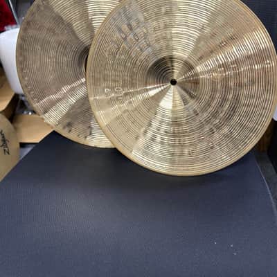 Paiste 14" Signature Dark Crisp Hi-Hat Cymbals (Pair) 1989 - Present - Traditional image 3