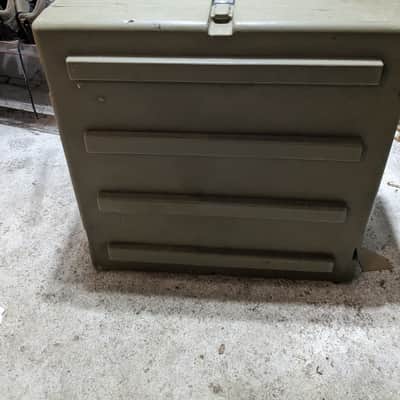 Trimcast Australia Heavy-Duty Road Case PH97204476 2008 - Olive Green image 2