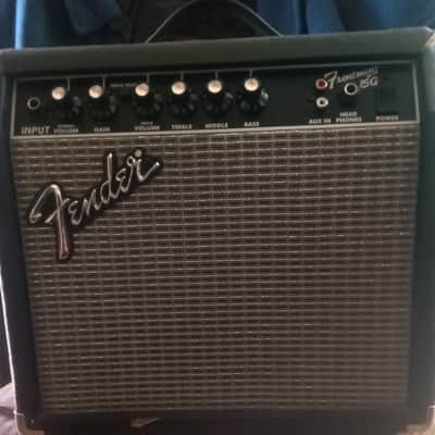 Fender Frontman 15G Series II 2-Channel 15-Watt 1x8" Guitar Practice Amp 2002 - 2010 - Black image 13