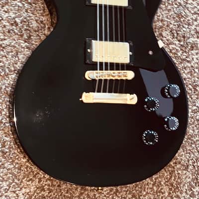 2008 Gibson Les Paul Studio black and gold electric guitar made in the usa Hardshell case image 6