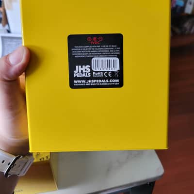 Electro-Harmonix / JHS Big Muff Pi 2 Third Man Records Yellow 2026 Bundle image 3