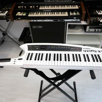 Roland AX-Synth 49-Key Shoulder Synthesizer 2009 - 2012 - White image 4