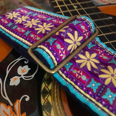 Handmade Psychedelic Purple Flower Chain Guitar Strap - Vtar Vegan Guitar Straps image 2