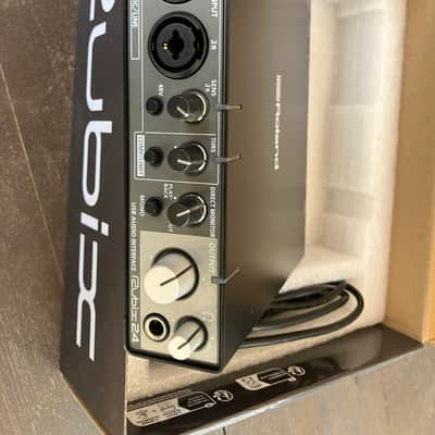 Roland Rubix 24 2x4 USB Audio Interface Black - Like New image 2