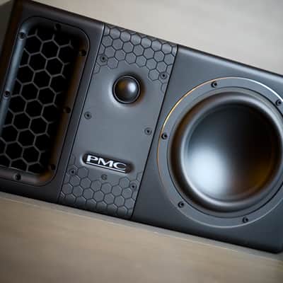 PMC PMC6 Powered Studio Monitors Bild 2