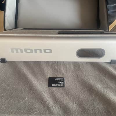 Immagine Mono PFX-PB-M-SLV-BDL Pedalboard Medium and Tour Accessory Case 2.0 2018 - Present - Silver - 2