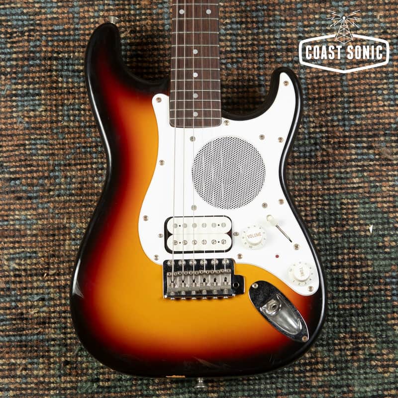 fender japan レア ST-CHAMP サンバースト 調整済み ミニギター ストラト ストリート ST-CAMP(0220353238) Fender ST-Champ Mini Stratocaster MIJ with Built In Speaker | Reverb