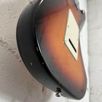 1993 Fender American Standard Stratocaster - Sunburst image 13