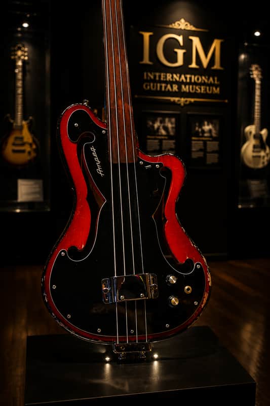AMPEG AUB-1  1966  Fretless. SN: 30 Very early build. Extremely Rare.