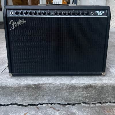 Fender FM 212 DSP 2-Channel 100-Watt 2x12" Solid State Guitar Combo with Onboard Effects 2006 - 2010 - Black image 9
