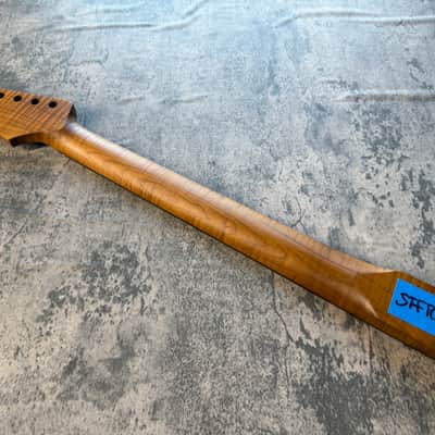 BMC Guitar 5AAAAA FLAME MAPLE Neck Strat® Stratocaster® 22 Fret Roasted With Rosewood Fingerboard Nitro Lacquer 9.5 Radius  STFRM5A #5 image 4