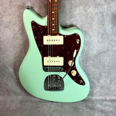Fender CME Exclusive Classic Player Jazzmaster with Pau Ferro Fretboard 2018 - Surf Green Locking Tuners/Upgraded Pickups and Hard Case image 3