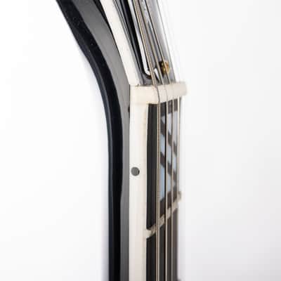 Gibson Les Paul Modern Supreme Trans Ebony Burst, Translucent Ebony Burst | Demo image 12