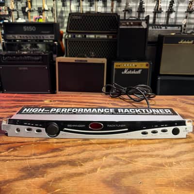 Behringer BTR2000 2-Channel High Performance Rack Tuner 2010s - Standard image 3