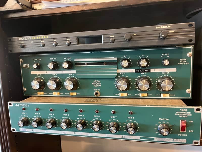 Altec Lansing 1592A Mixer Amplifier - Green image 1