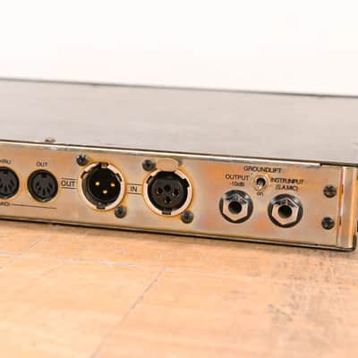 TC Electronic TC 1128 Programmable 28-Band Graphic EQ/Spectrum Analyzer CG01VQ4 image 7