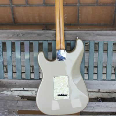 Fender USA Lonestar Stratocaster HSS, Gold w/ Maple neck (1996) image 10