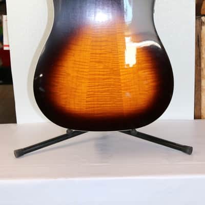 Taylor 610ce With Fishman Electronics Luthier Special With Hard Case image 12