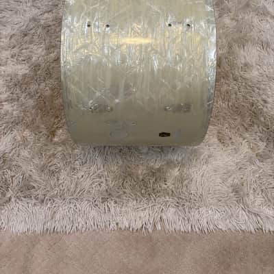 Ludwig 20” Classic Bass Drum Shell 1965 - White Marine Pearl image 7