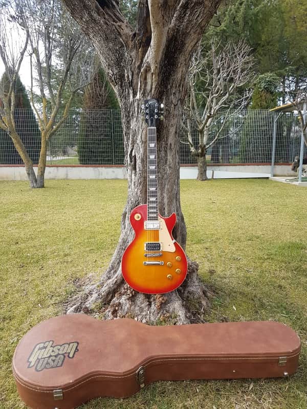 Gibson Les Paul Standard 2001 Heritage Cherry Sunburst image 1