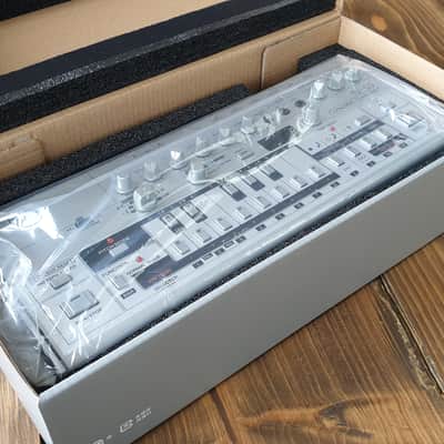 Roland TB-03 Boutique Series Synthesizer Module Bass Line Synthesizer 2016 - Present - Silver image 7