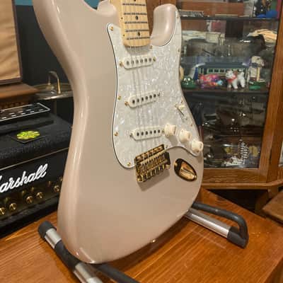 Fender Stratocaster P/C Alder Shoreline Gold image 2