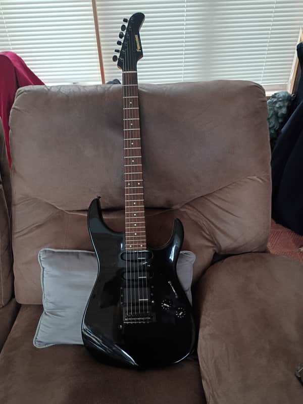 Fernandes MIJ Matsumoku 1980s gloss black Electric Guitar. Light weight only 6.9 lbs. image 1